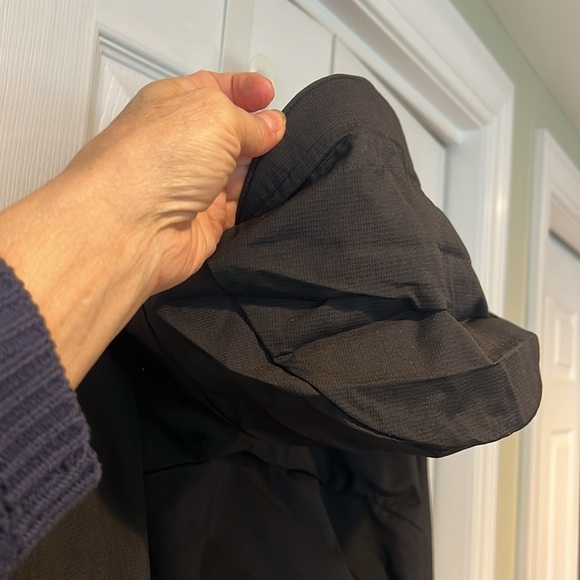 Mens Puma rain cell jacket - Picture 6 of 6